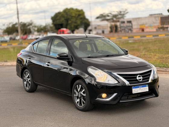 NISSAN VERSA 1.6 16V FLEXSTART SL 4P XTRONIC NISSAN VERSA 1.6 16V FLEXSTART SL 4P XTRONIC